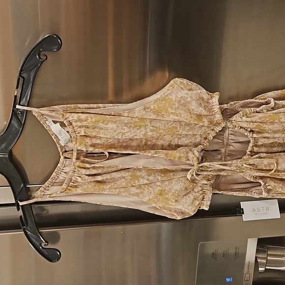 💕ASTR💕 Mid Cutout Sleeveless Maxi Dress ~ Green Watercolor Medium M NWT - Picture 11 of 16